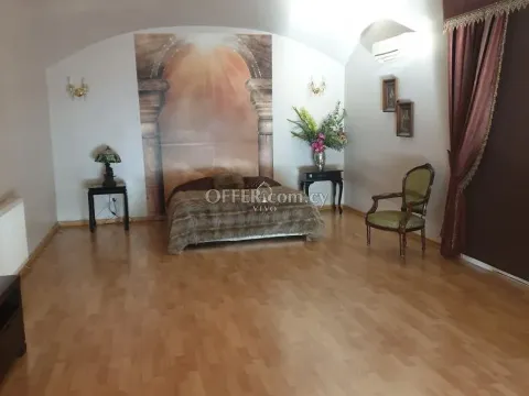 FOUR BEDROOM VILLA WITH POOL IN AGIOS ATHANASIOS - 3