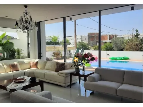 Four plus one bedrooms modern Villa in Strovolos Eleonon area - 2