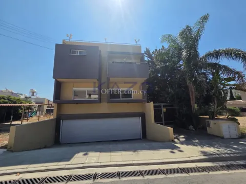 Spacious Semi-Detached House in Vibrant Kapsalos Area - 13