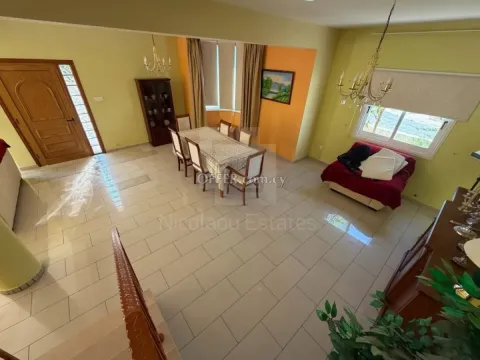 Four bedroom House for sale in Dali - 9
