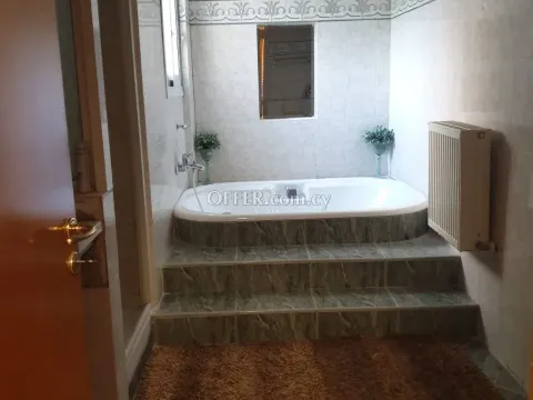 FOUR BEDROOM VILLA WITH POOL IN AGIOS ATHANASIOS - 9