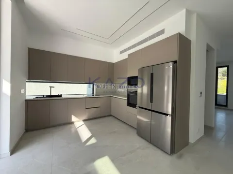 Five Bedroom Detached House with Pool in Peaceful Monagri Village - 4