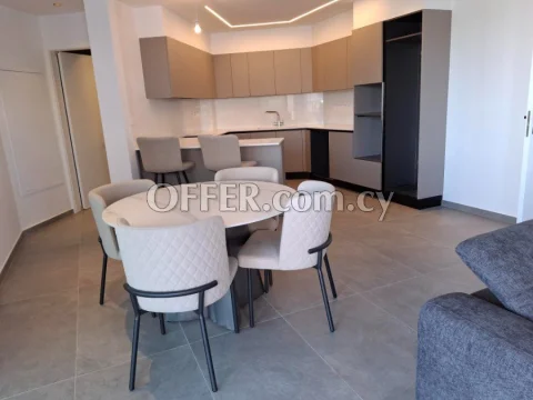 Ground floor 2 bedroom apartment with private garden in a gated residential building - Main Photo