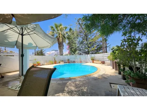 Four bedroom resale villa in Engomi area of Nicosia - 4