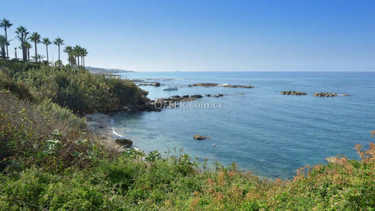 5 bed house for sale in Kissonerga Pafos - 4