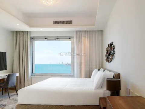 Beachfront three bedroom apartment in Pyrgos tourist area - 2