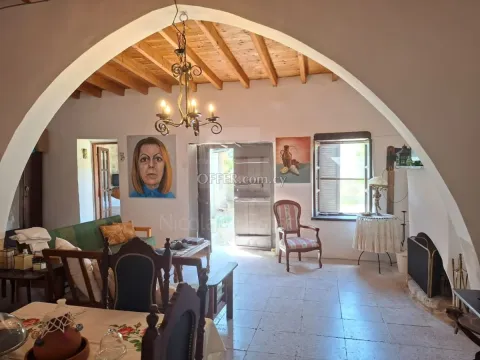 Traditional stone build 2 bedroom house in Choulou Paphos - 2