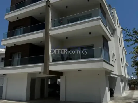 Spacious Penthouse with Sea View for Sale in Agios Athanasios - 2