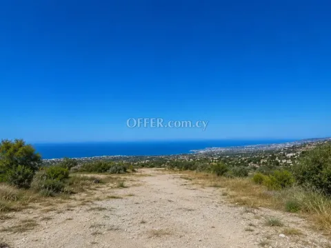 Large residential plot for sale in Tala Hills, Paphos with beautiful sea views - Main Photo