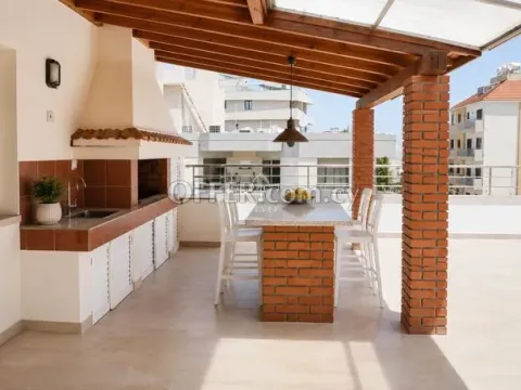 THREE BEDROOM PENTHOUSE IN LIMASSOL CITY CENTRE - AGIAS ZONIS - Main Photo