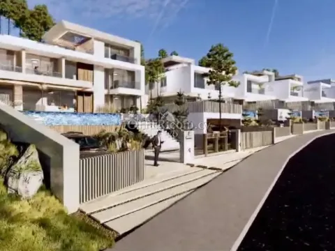 5 BEDROOM  VILLA WITH POOL AND ROOF GARDEN IN FASOULA - 4