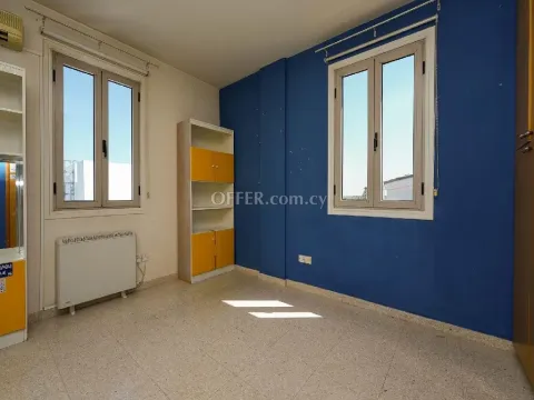 House (Detached) in Pallouriotissa, Nicosia for Sale - 9