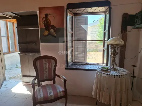 Traditional stone build 2 bedroom house in Choulou Paphos - 8
