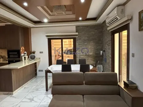 Spacious Five Bedroom House in Quiet Apostolos Andreas Area - 10