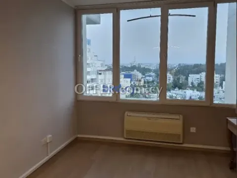 Office for Rent in Agioi Omologites, Nicosia - 4