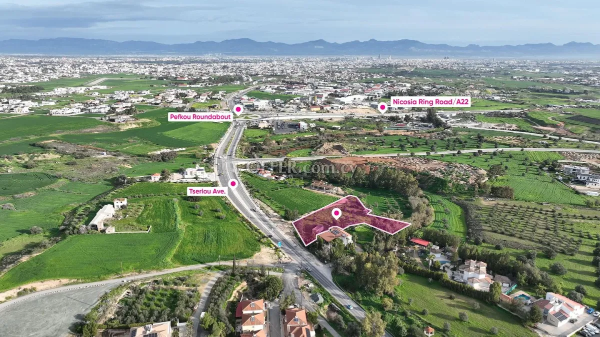 Residential field in Tseri Nicosia - 1