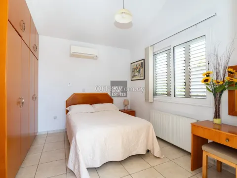 Spacious Three-Bedroom Home in Sunny Protaras with a Large Plot - 11
