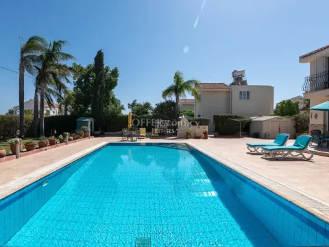 Spacious Three-Bedroom Home in Sunny Protaras with a Large Plot - 6