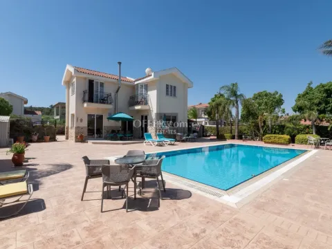 Spacious Three-Bedroom Home in Sunny Protaras with a Large Plot - Main Photo