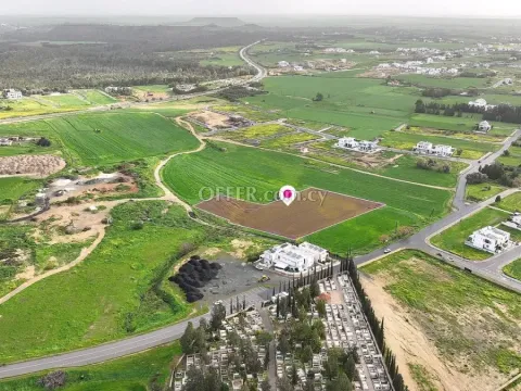 Share Residential field in Geri Nicosia - Main Photo