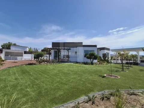 Beautiful Modern Bungalow Moni Limassol Cyprus - Main Photo
