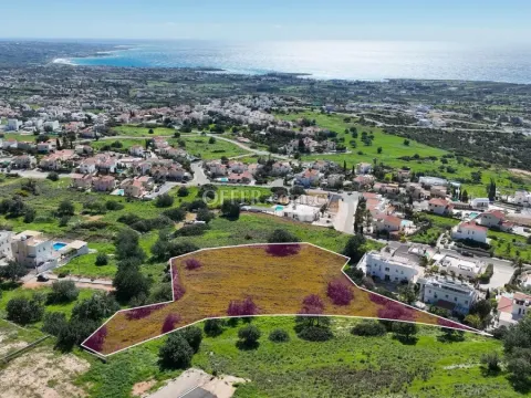 Share Residential field located in Pegeia Paphos - Main Photo