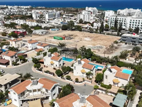 Spacious Three-Bedroom Home in Sunny Protaras with a Large Plot - 2