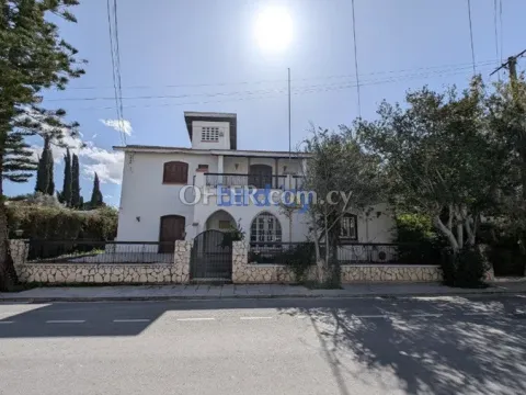 6 Bed Detached House for Sale in Agios Andreas, Nicosia - 4