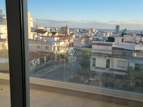 MODERN 3 BEDROOM APARTMENT IN MESA GEITONIA - LIMASSOL - 4