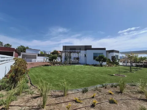 Beautiful Modern Bungalow Moni Limassol Cyprus - 8