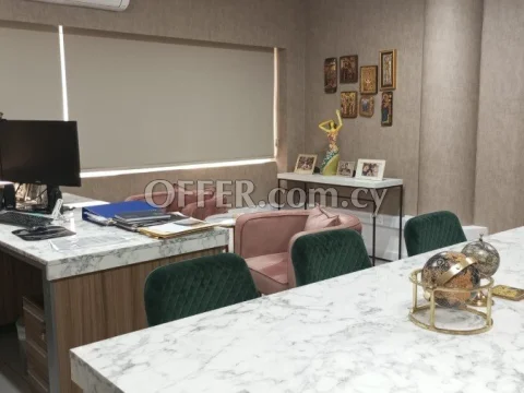 Renovated office 145m2 in the center of Limassol, excellent design - 6