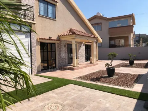 Four bedroom villa in Agios Athanasios