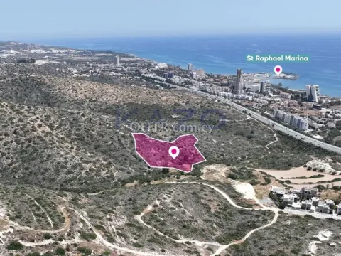 (Share) Residential field in Ayios Tychonas, Limassol - Main Photo