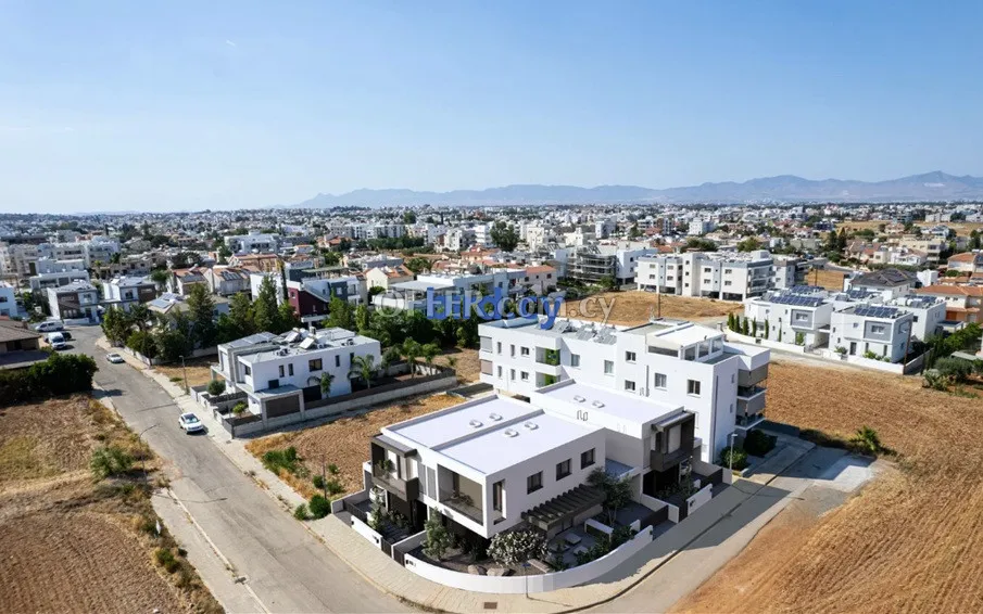 3 Bed Semi-Detached House for Sale in Lakatameia, Nicosia - 2