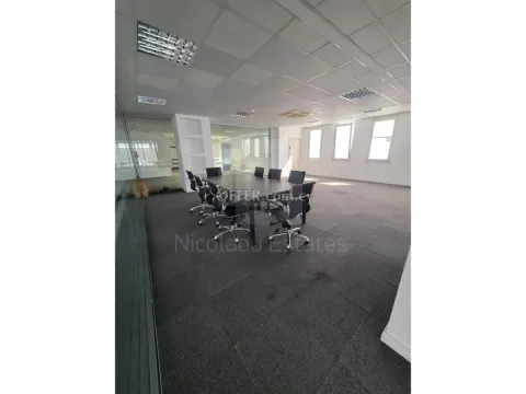 Modern whole floor office for rent below the motorway - Main Photo