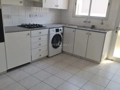 THREE BEDROOM APARTMENT IN  MESA GEITONIA - LIMASSOL - Main Photo