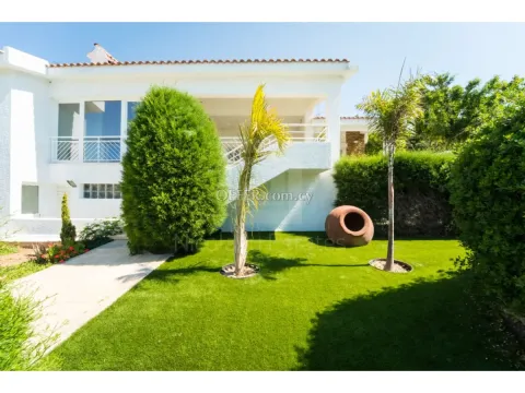 Large Renovated Villa Ayia Fyla Limassol Cyprus - 10