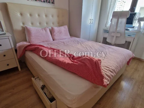 KING SIXE BED - Main Photo