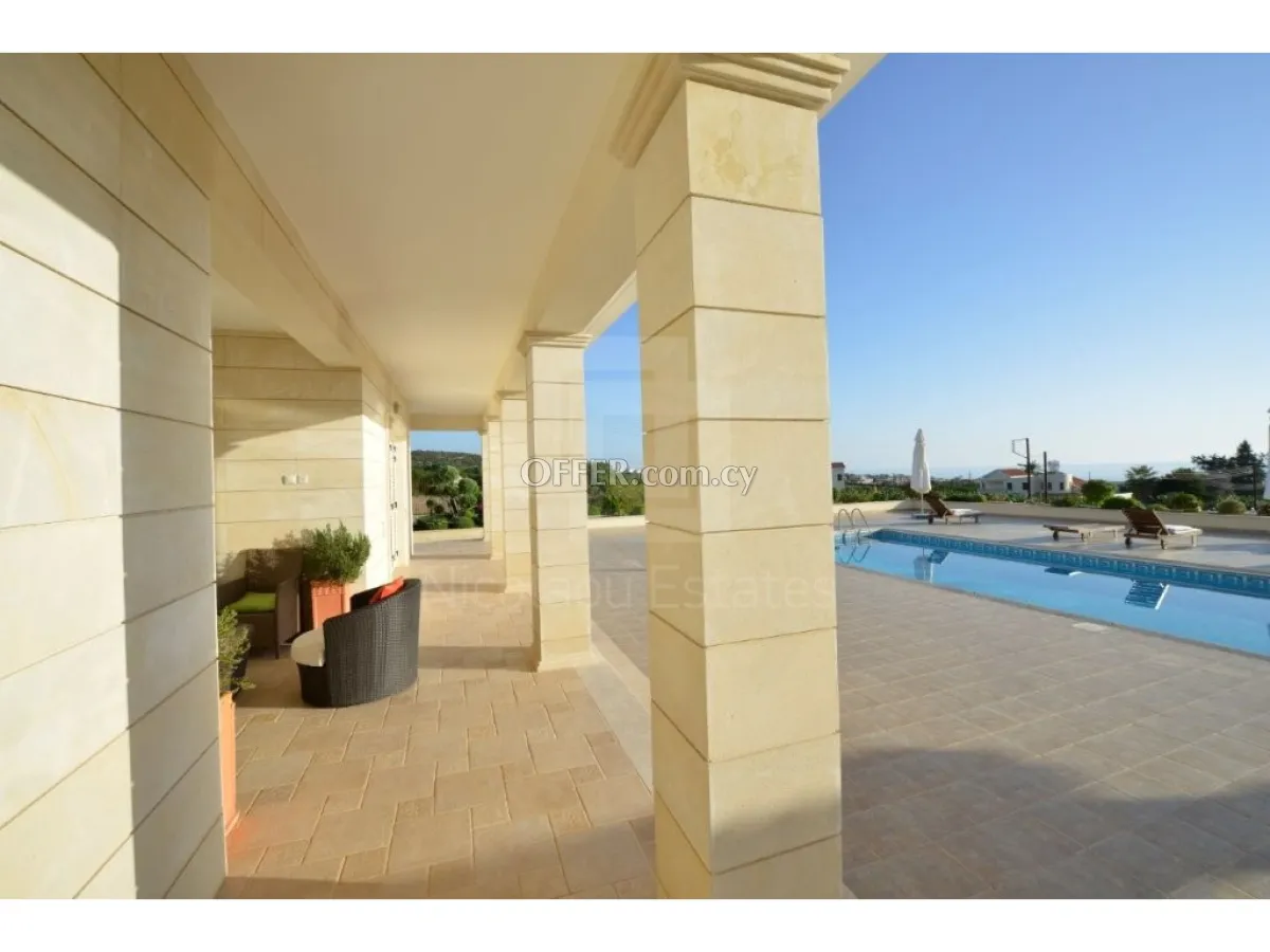 Outstanding villa for sale in Peyia area of Paphos - 7