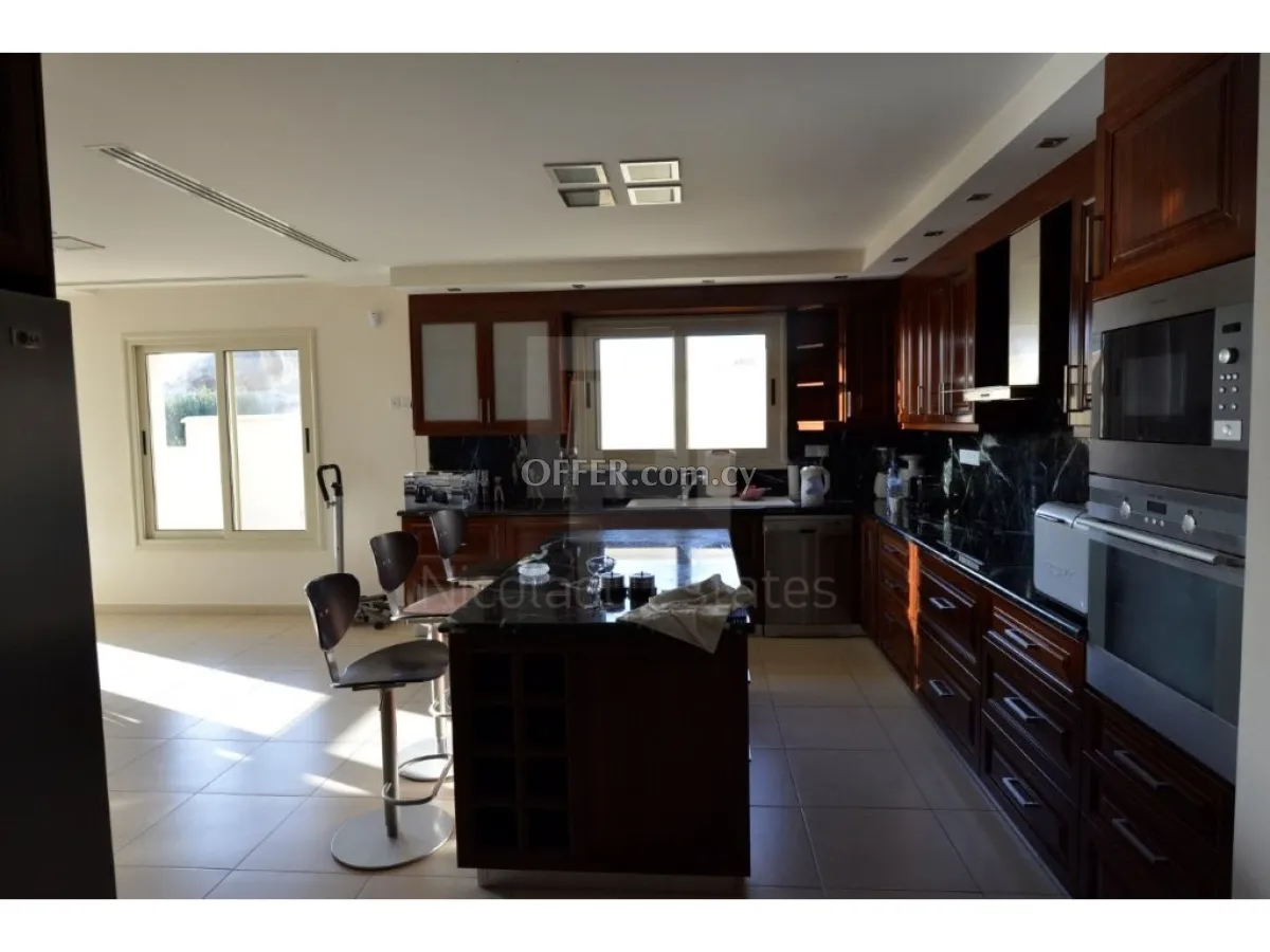 Outstanding villa for sale in Peyia area of Paphos - 5