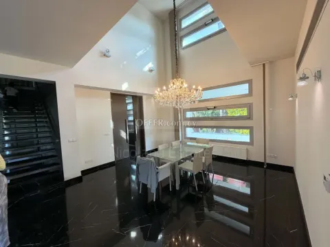 Super luxurious 5 bed house for sale in Lakatamia opposite pedieos riverside - Main Photo