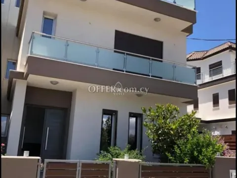4 BEDROOM DETACHED VILLA IN LIMASSOL YPSONAS - Main Photo