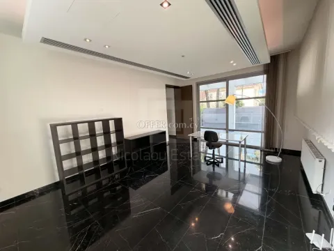 Super luxurious 5 bed house for sale in Lakatamia opposite pedieos riverside - 7