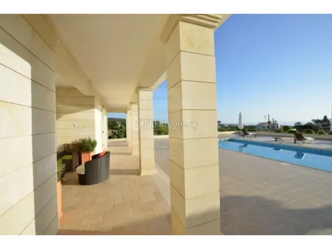 Outstanding villa for sale in Peyia area of Paphos - 7