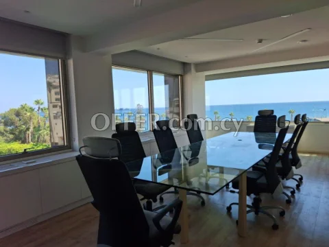 Stunning sea view seafront office - option for office furniture - direct sea view - Main Photo