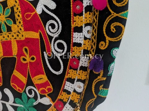 A traditional Rajasthani Jaipuri handwork sling bag in black - 3