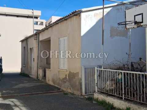 2 Εφαπτόμενες κατοικίες των 2 υπνοδωματίων σε οικοπεδο 363 τμ , στην περιοχή Χρυσελεούσα , Στρόβολος - 3