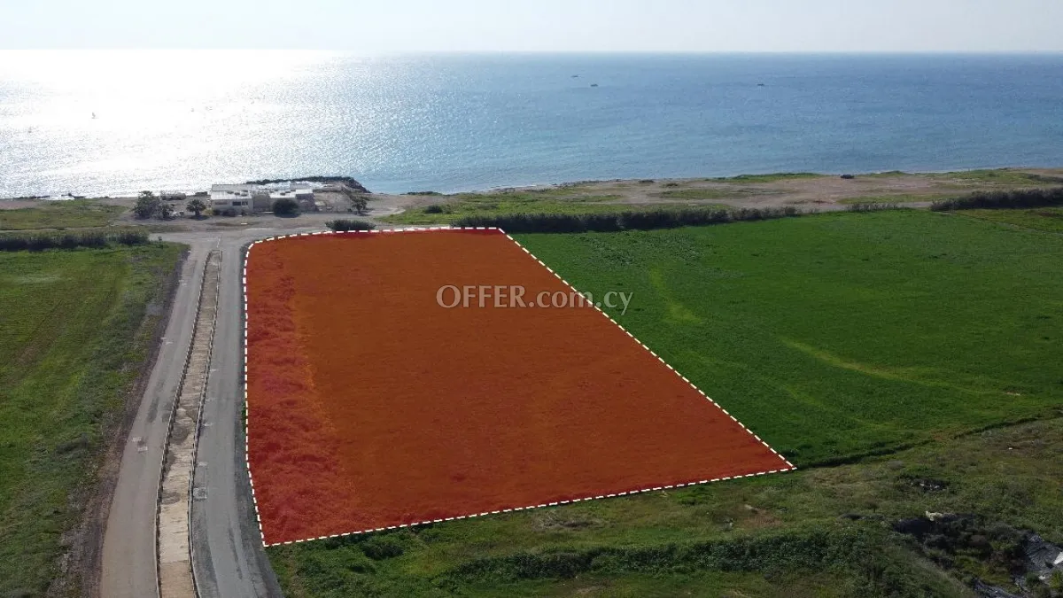 New For Sale €630,000 Land (Residential) Ormideia Larnaca - 1
