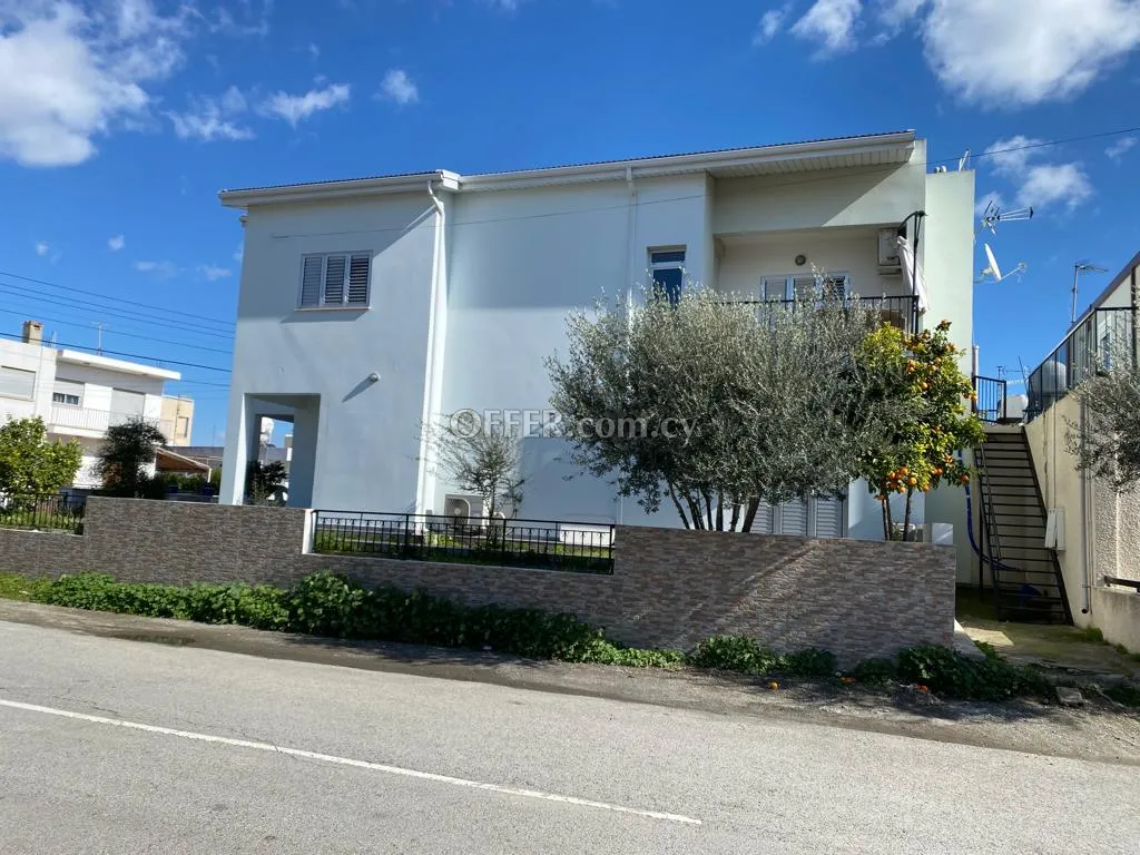 Καινούργιο Πωλείται €580,000 Κτίριο Στρόβολος Λευκωσία - 1