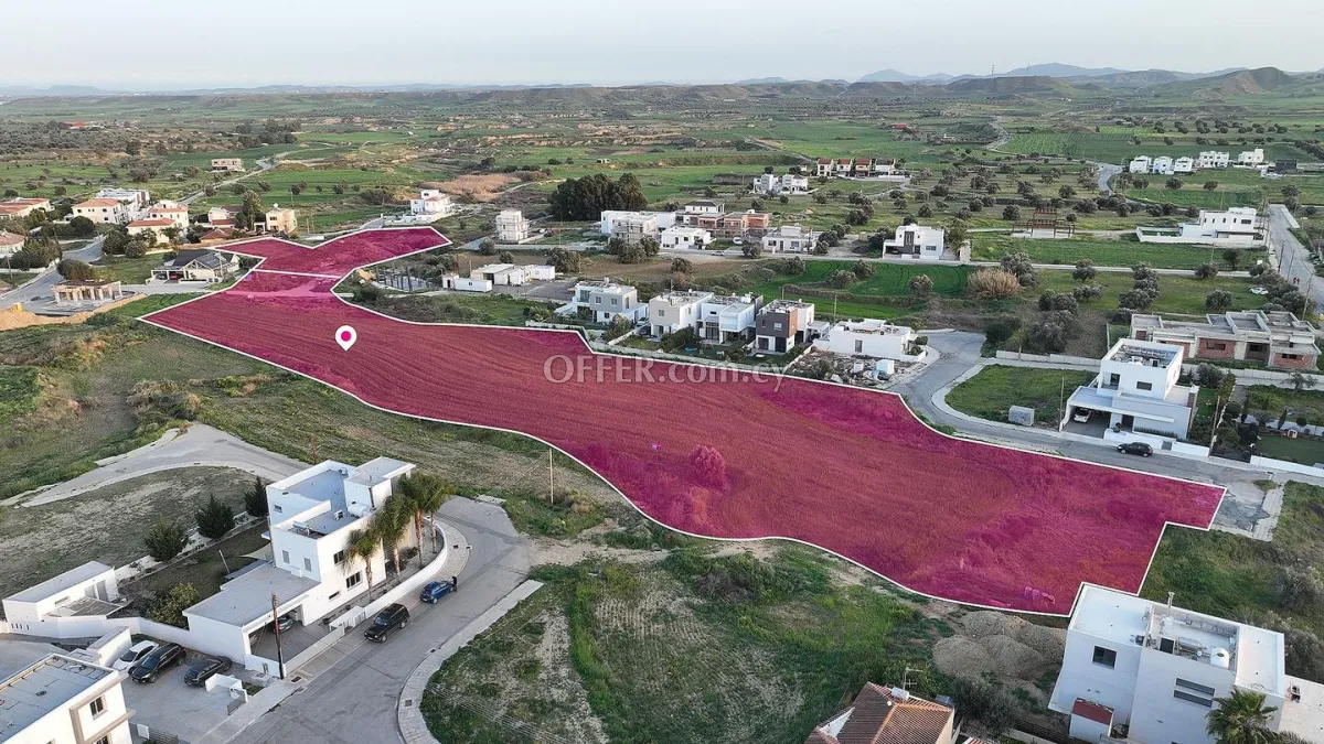Investment Opportunity 75 Undivided Share of Four Adjacent Residential Fields in Tseri Nicosia - 3